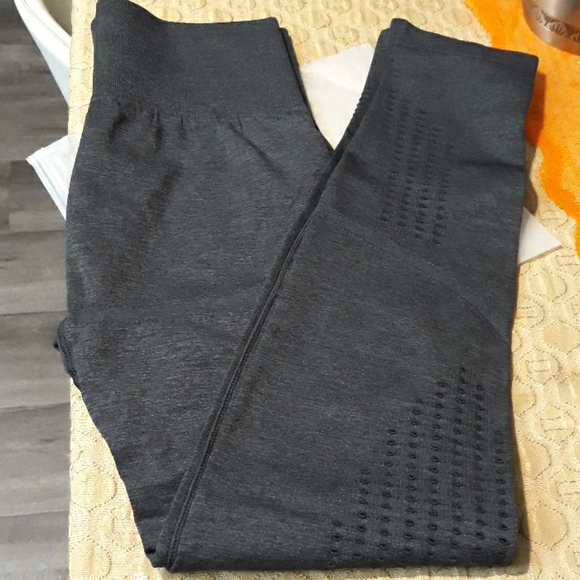 🖤 Black Seamless Sport/Yoga Legging - Picture 4 of 12